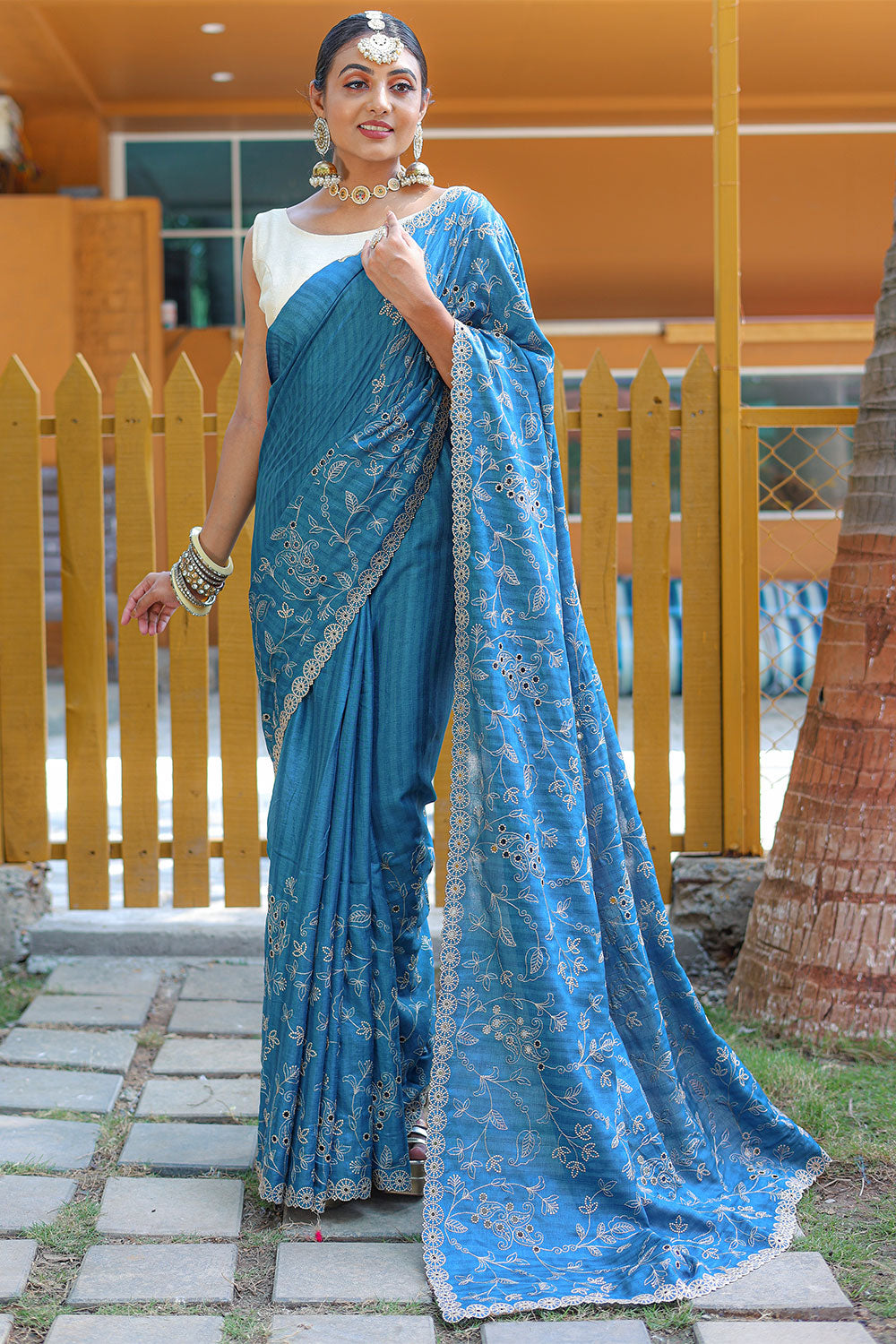 Blue Soft Silk Saree With Thread HandWork & Cutwork Border
