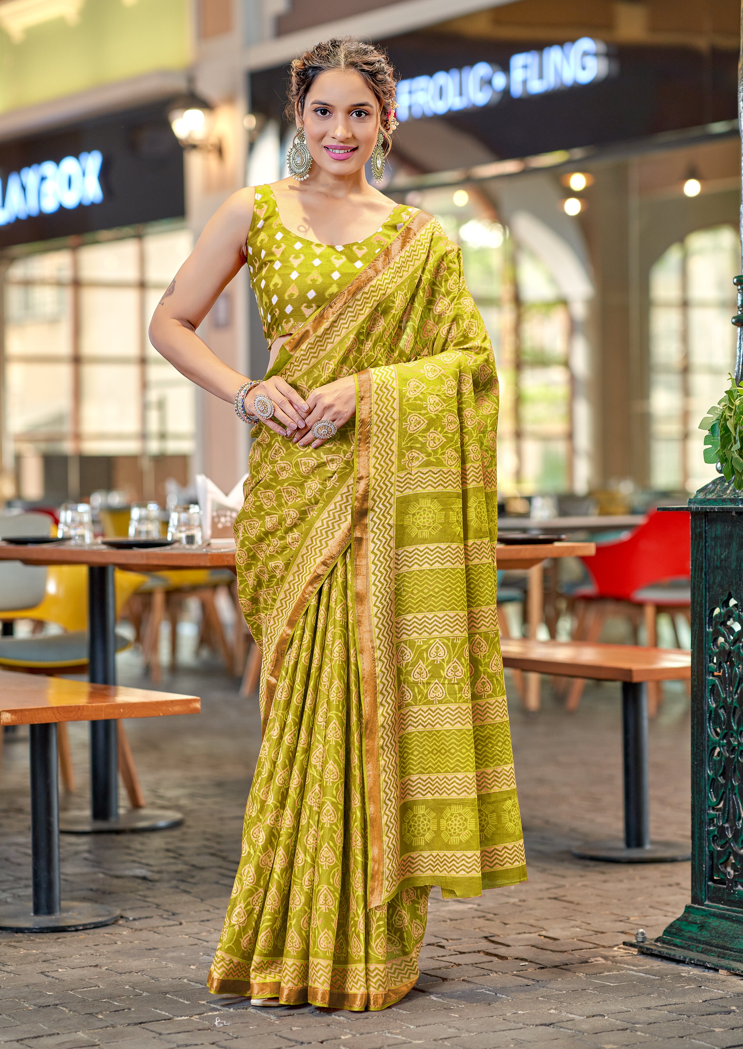 Winsome  1-Minute Ready To Wear Mul Cotton Digital Printed Saree