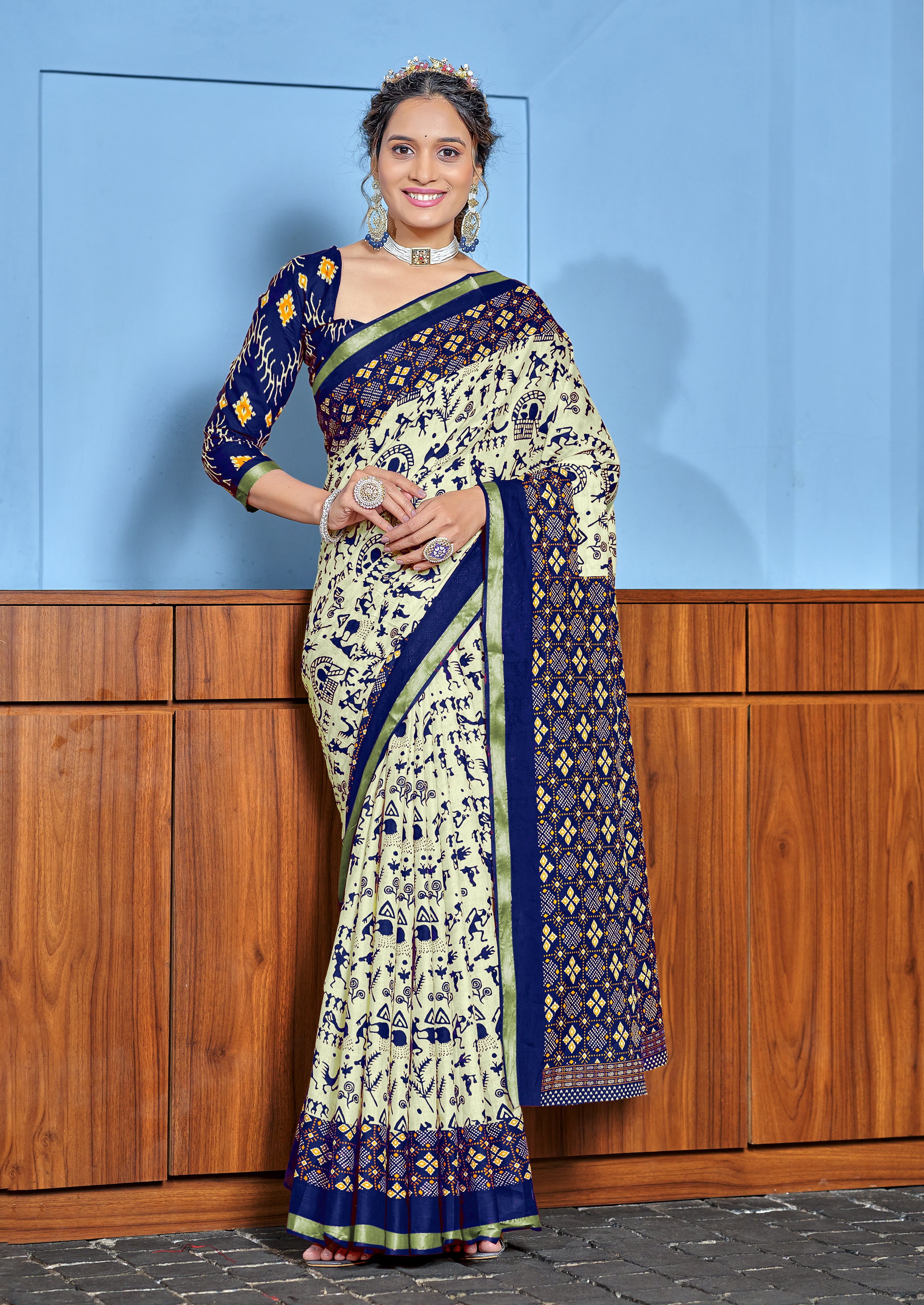 Adjusting  1-Minute Ready To Wear Mul Cotton Digital Printed Saree