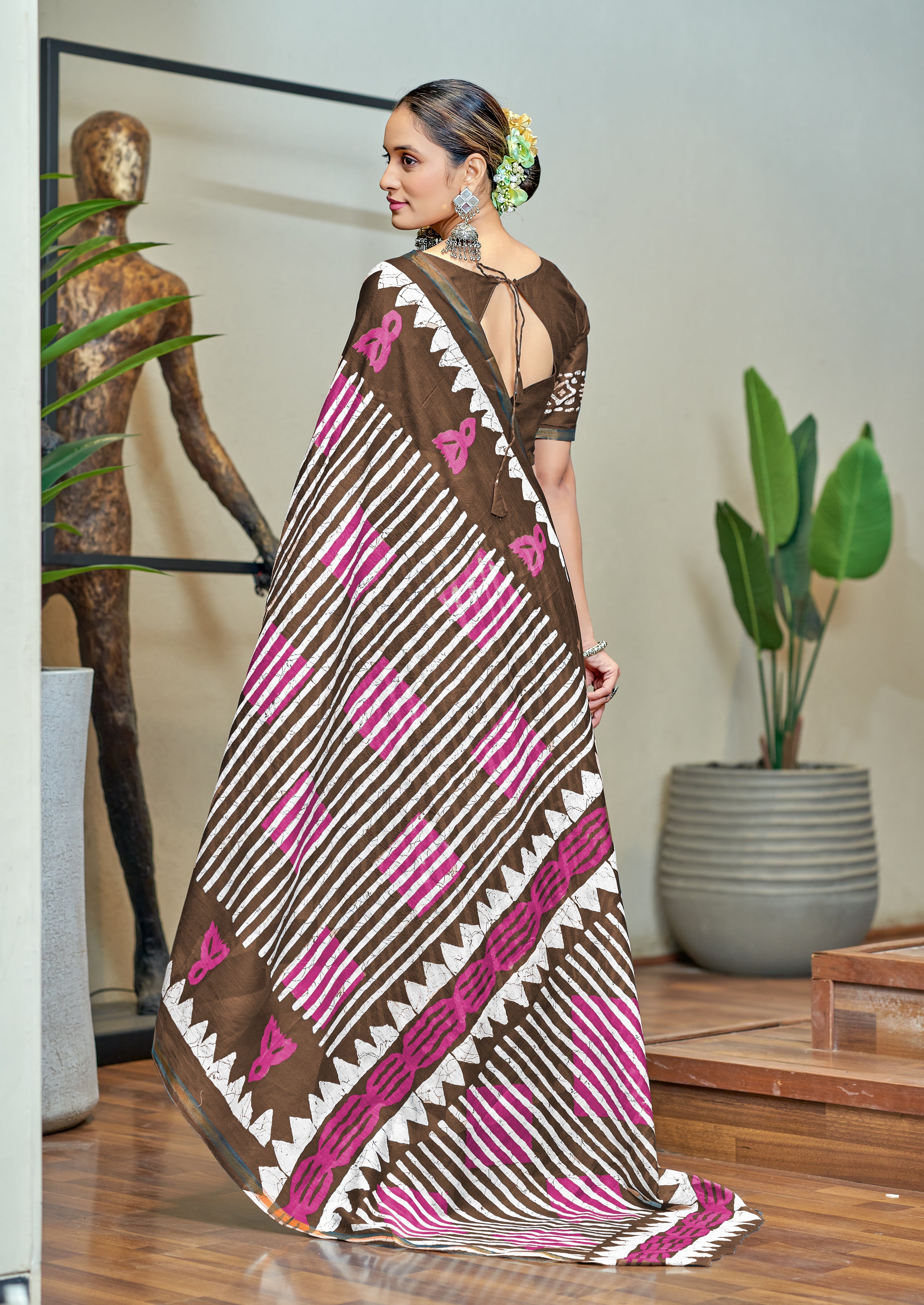 Prettiest 1-Minute Ready To Wear  Mul Cotton Digital Printed Saree