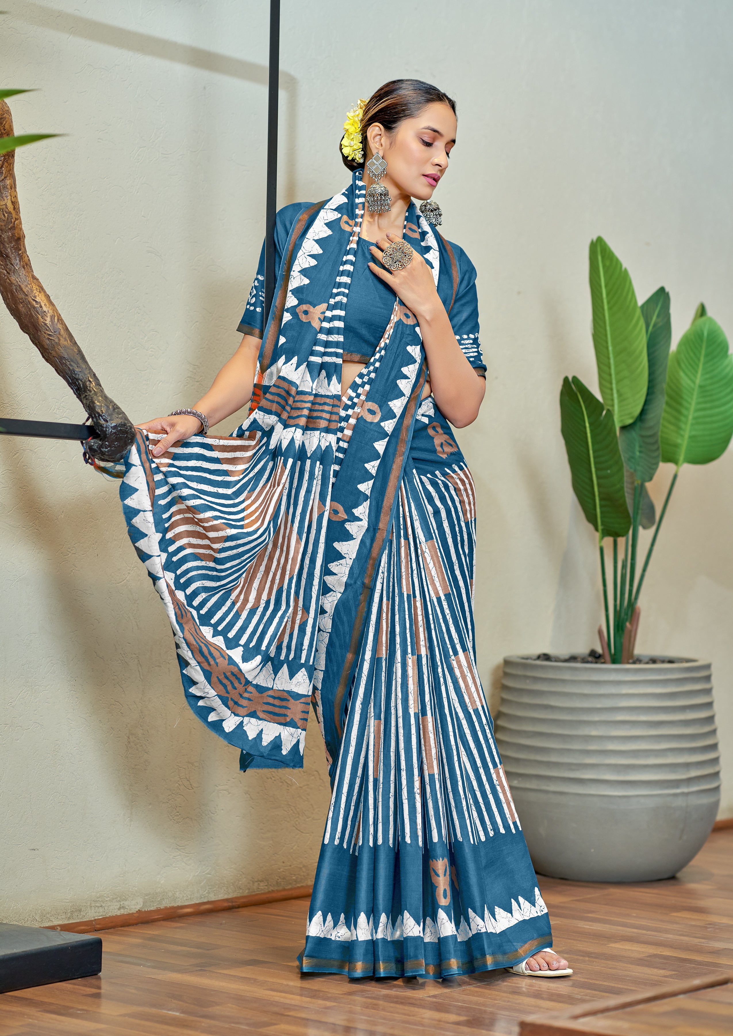 Arresting 1-Minute Ready To Wear  Mulmul Cotton Digital Printed Saree