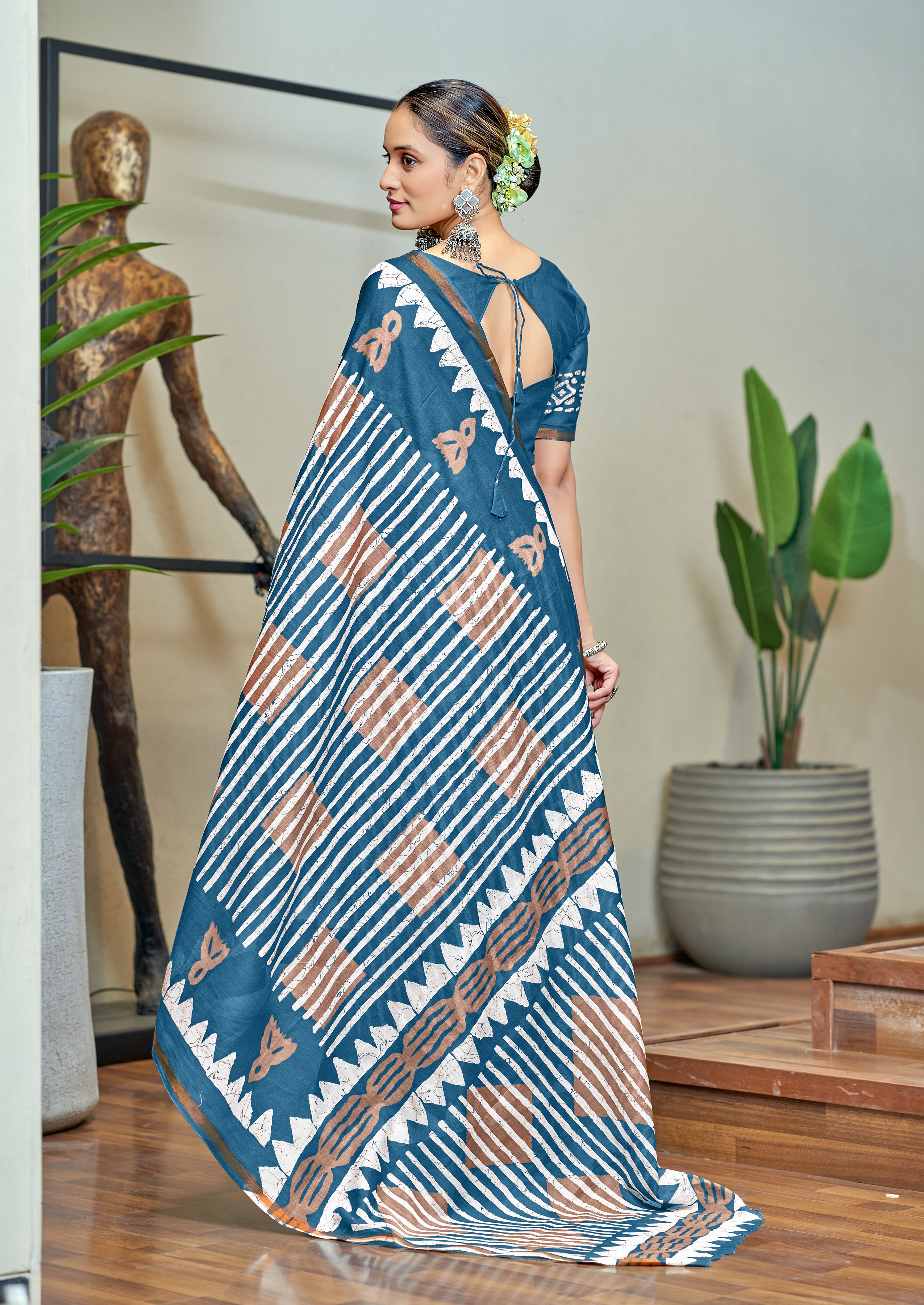 Arresting 1-Minute Ready To Wear  Mulmul Cotton Digital Printed Saree