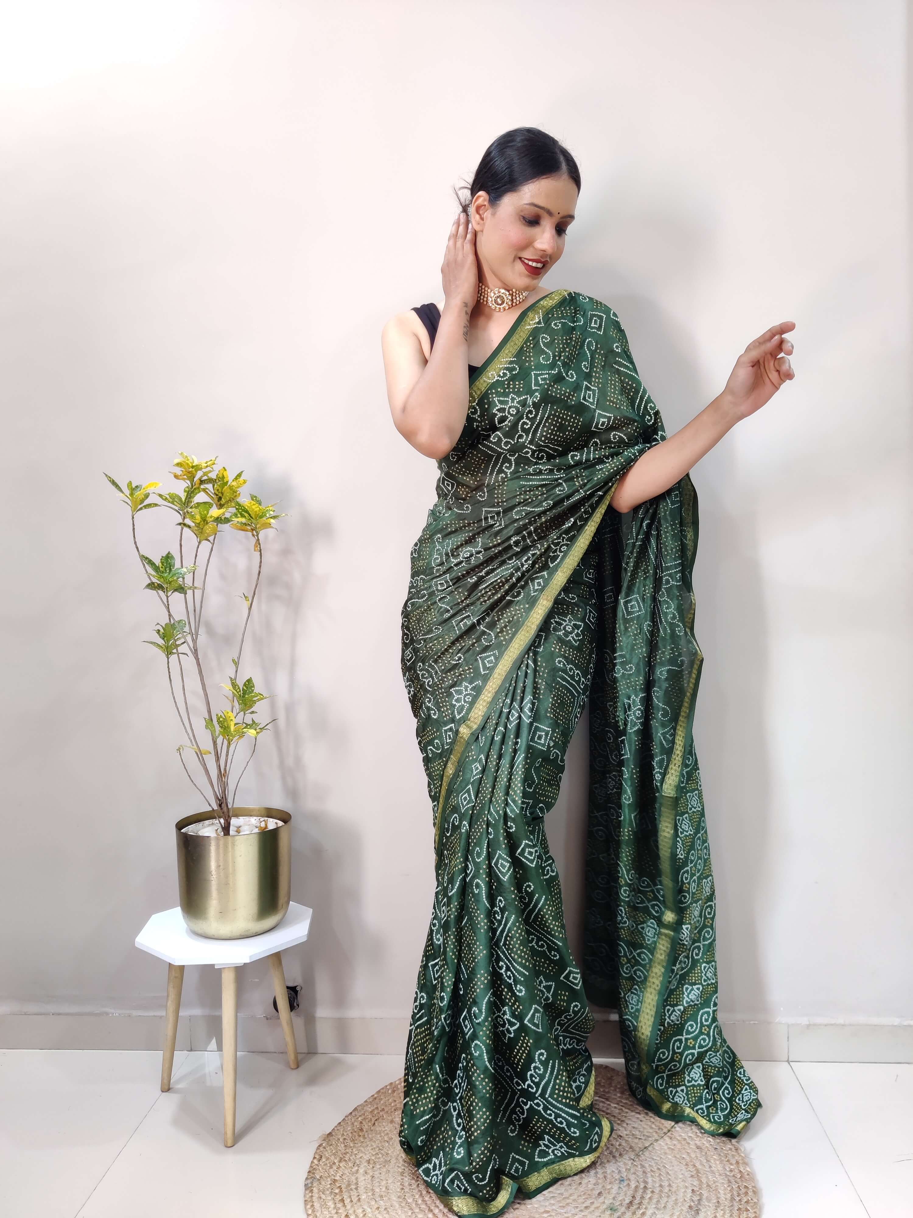 1 Min Ready To Wear Saree In  GREEN Bandhani With All Over Boder