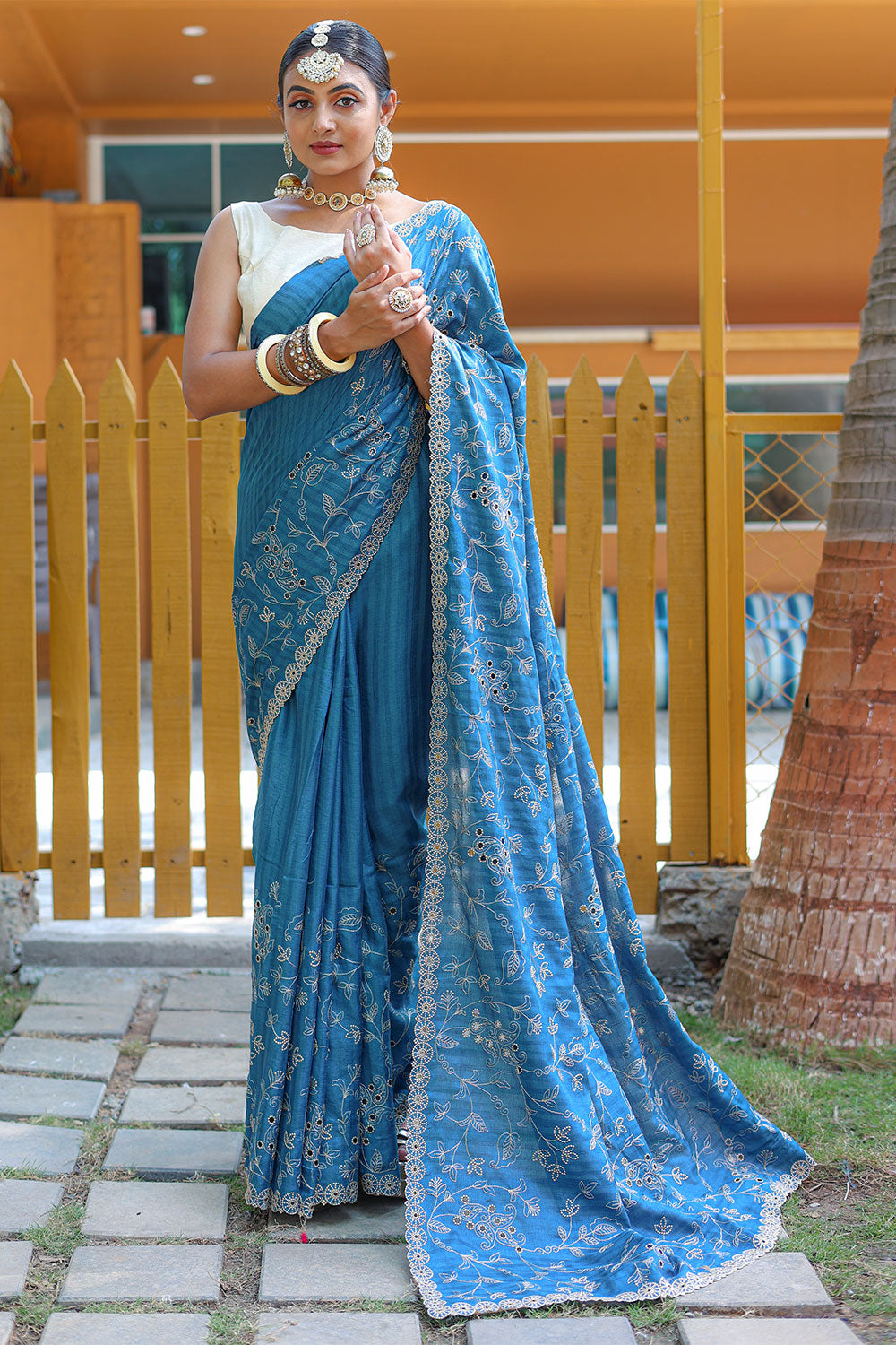 Blue Soft Silk Saree With Thread HandWork & Cutwork Border