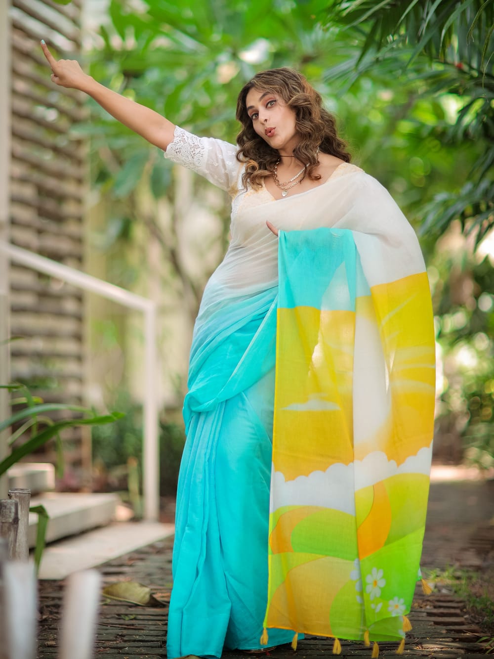 Excellent Linen Designer Saree With  Sequence Blouse Piece