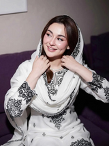 Amara Elegance Embroidered Ethnic Set