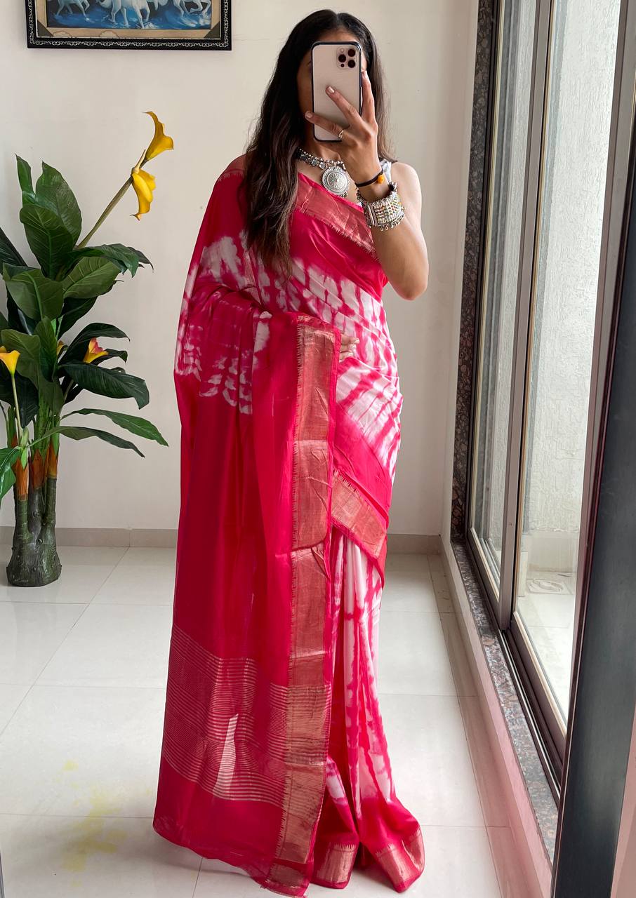 Elegant Ready-to-Wear Saree with Golden Zari Border