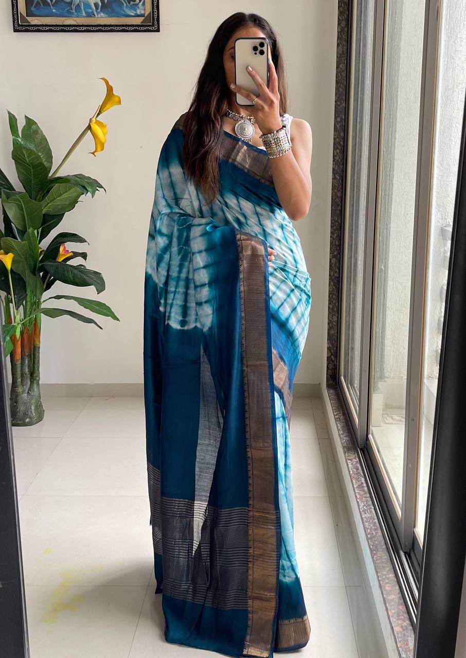 Elegant Ready-to-Wear Saree with Golden Zari Border