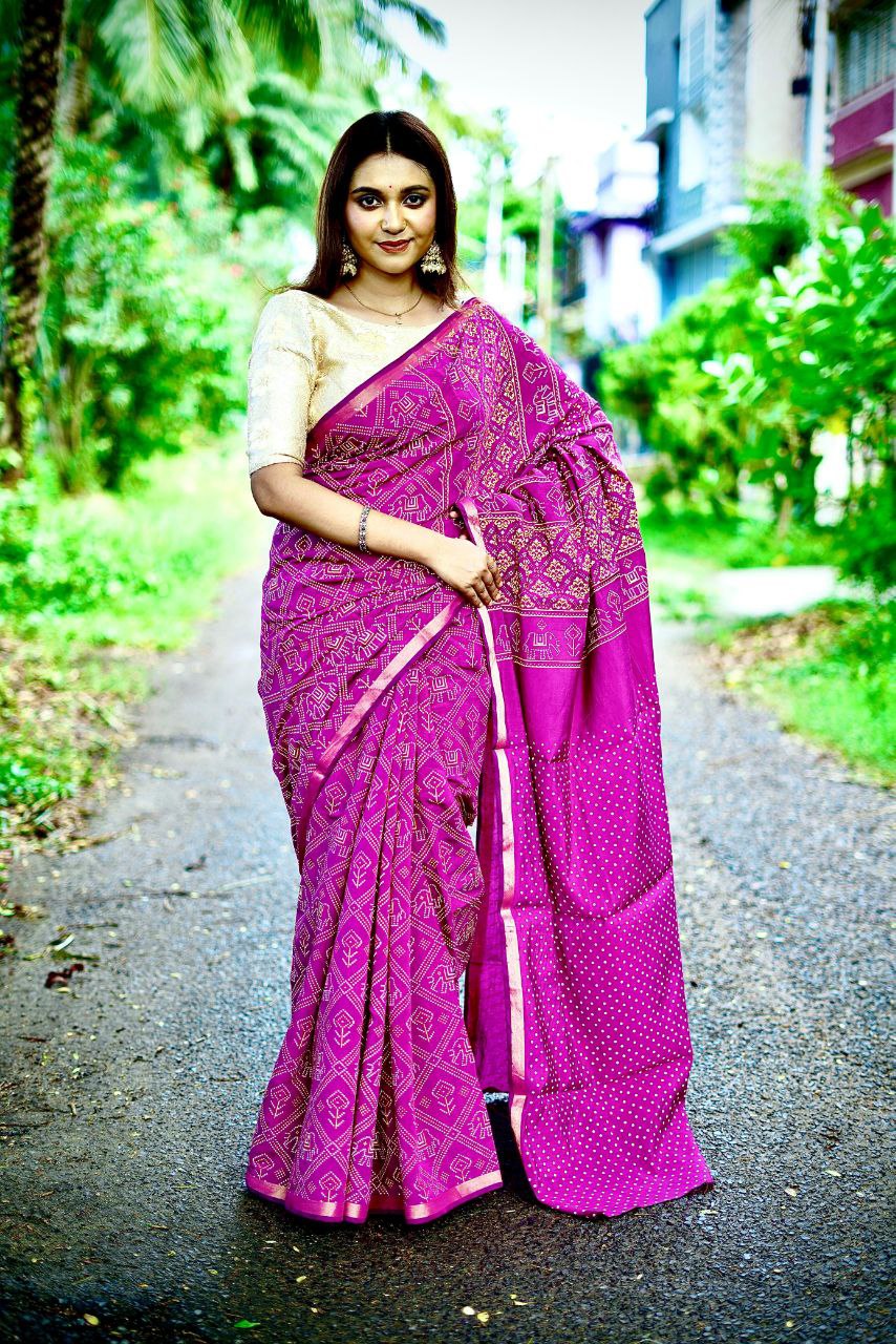 The Tradition Classic Bandhani Muse Saree