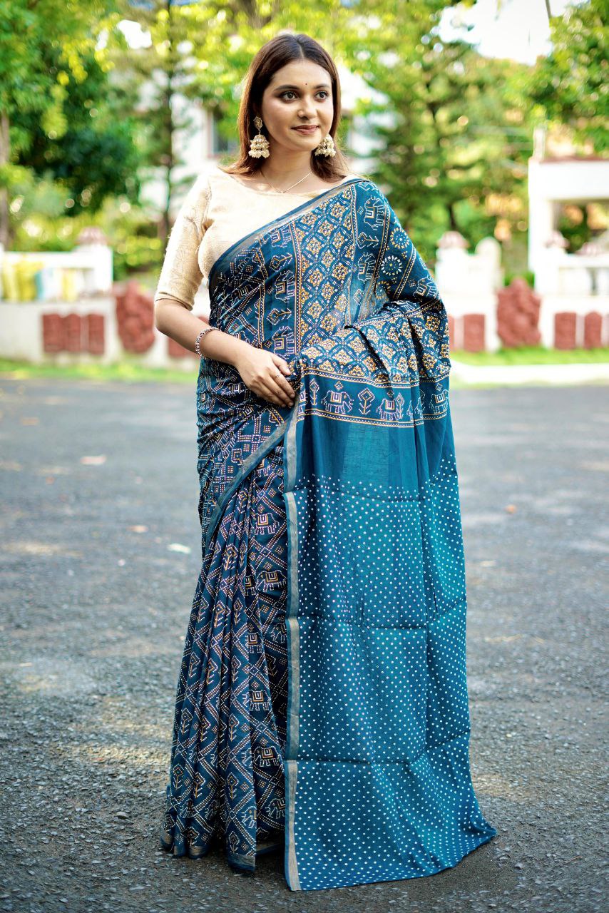 The Tradition Classic Bandhani Muse Saree